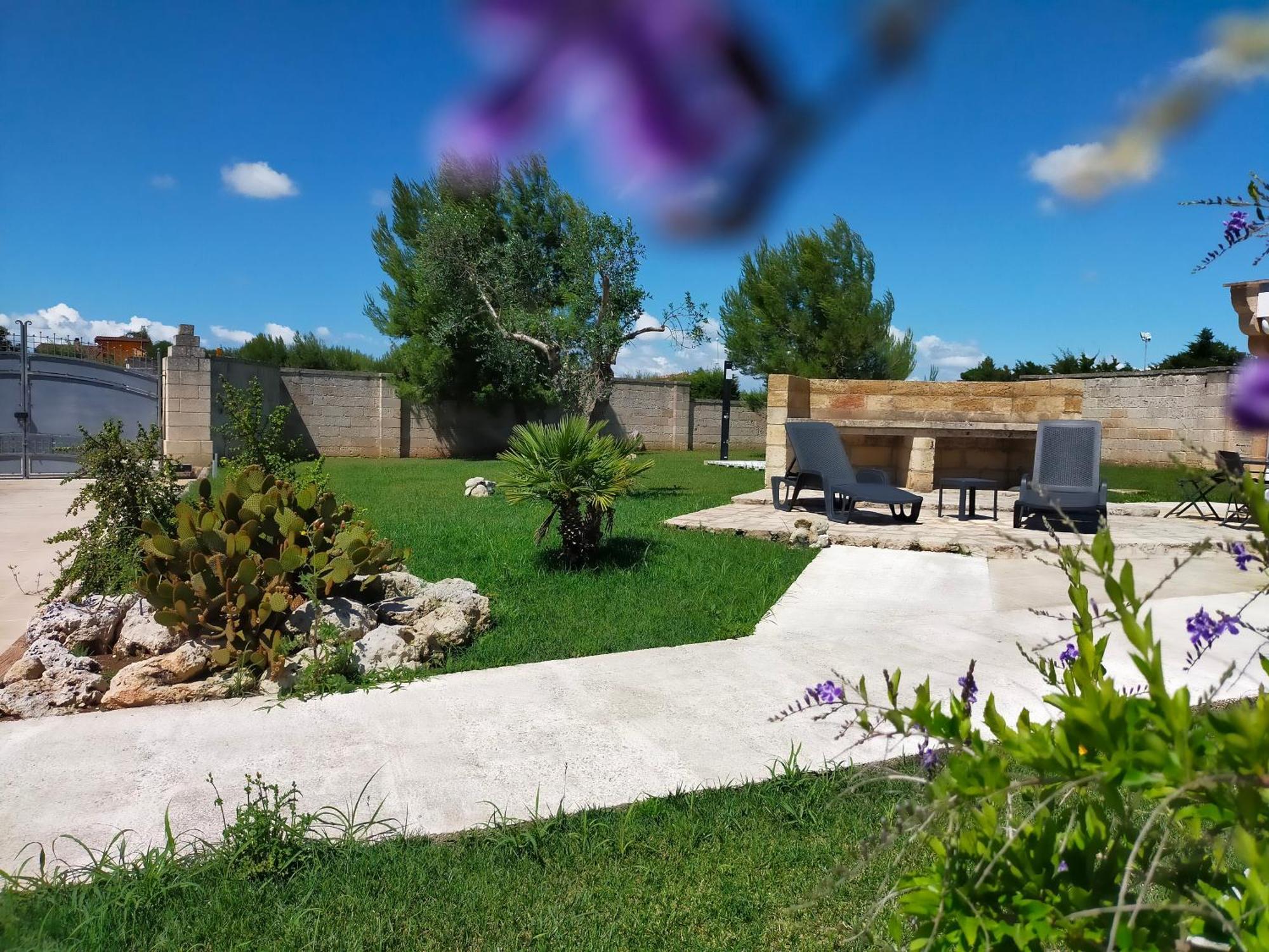 فيلا Il Giardino Deluxe Lizzanello المظهر الخارجي الصورة